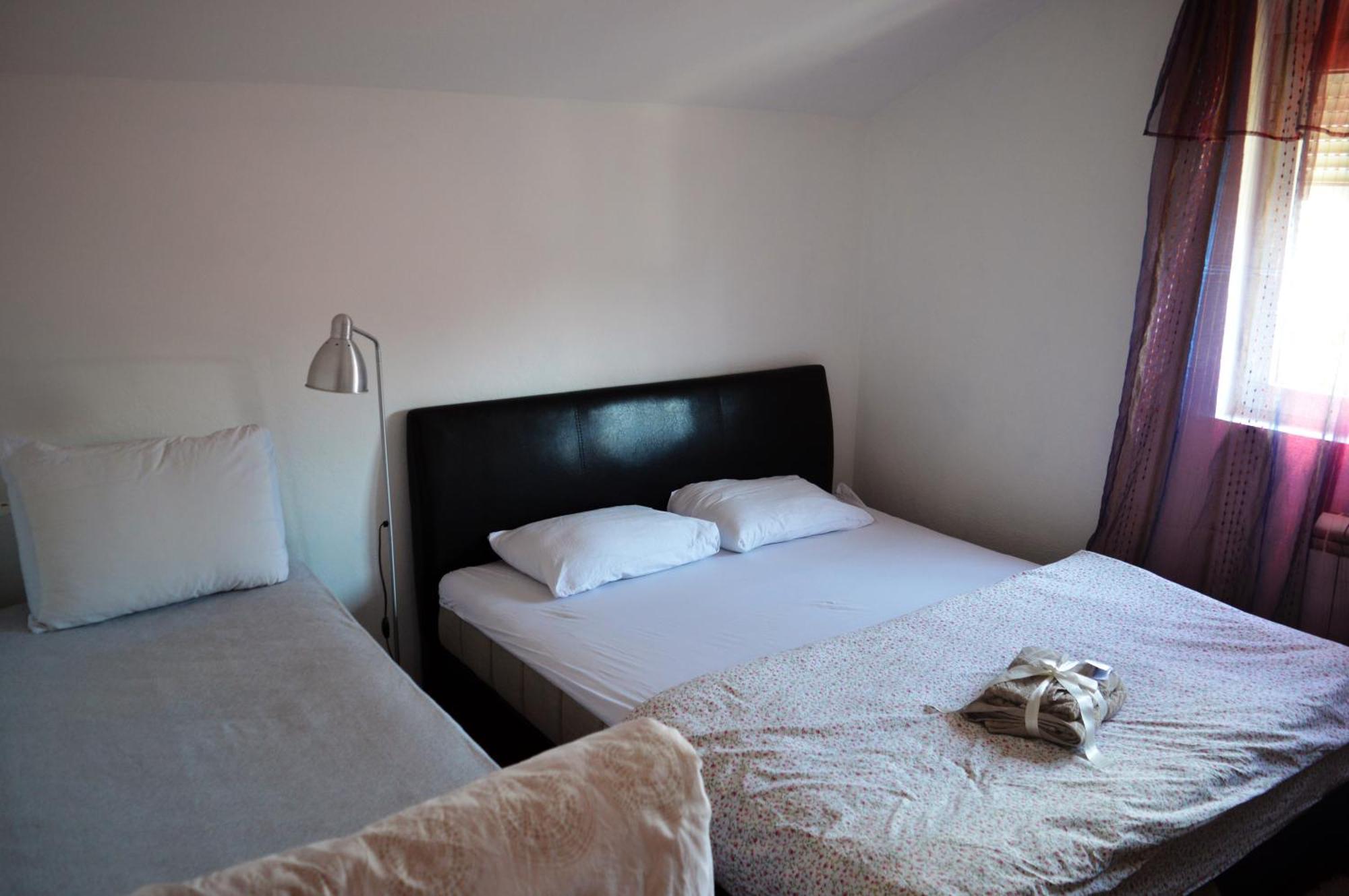House Of Peace Hotel Подгорица Екстериор снимка